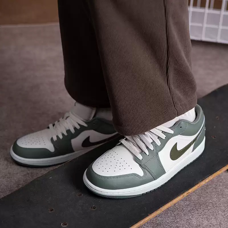 Men Shoes Jordan - Nike Jordan AJ1 Low Retro Low-Top