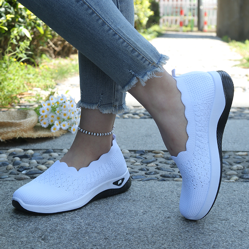 White Scalloped Edge Knit Slip - Casual Sneaker Low recensione e prezzo