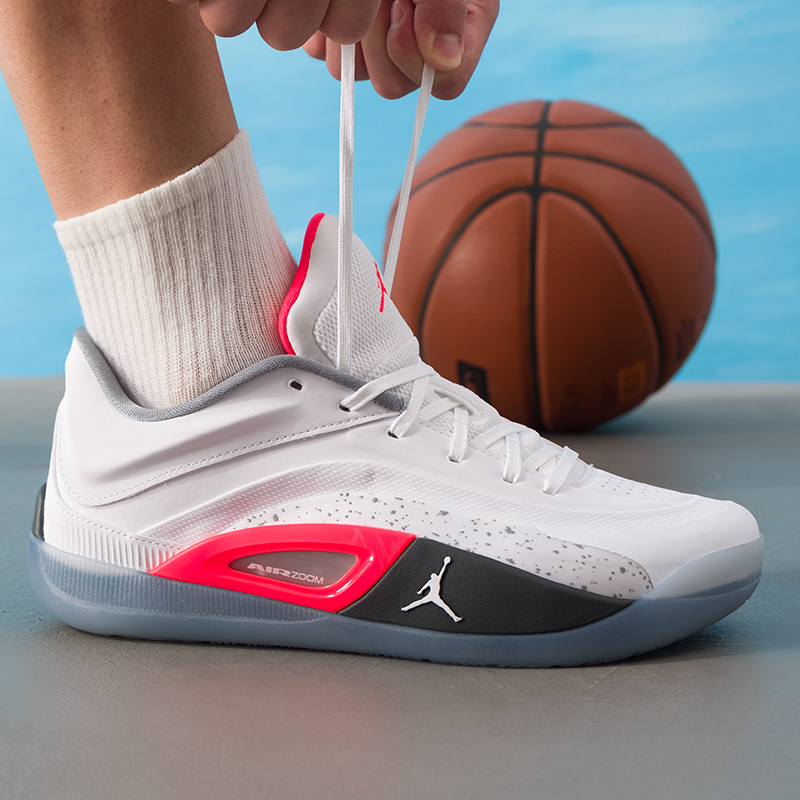 Nike Men's Shoes Jordan Zion 4 - Men Shoes Jordan 4 recensione e prezzo