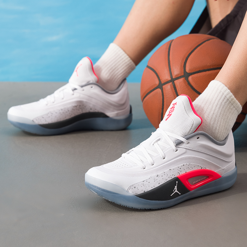 Nike Men's Shoes Jordan Zion 4 - Men Shoes Jordan 4 recensione e prezzo