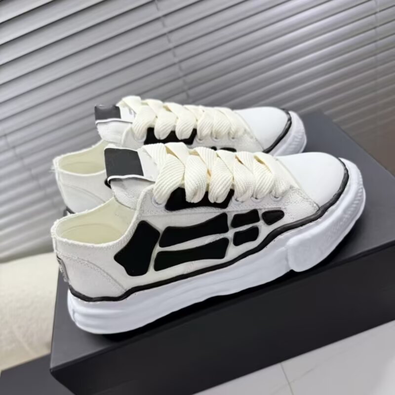 Dissolved Shoes For Both Men A - Men'S Shoes With Height Increase recensione e prezzo