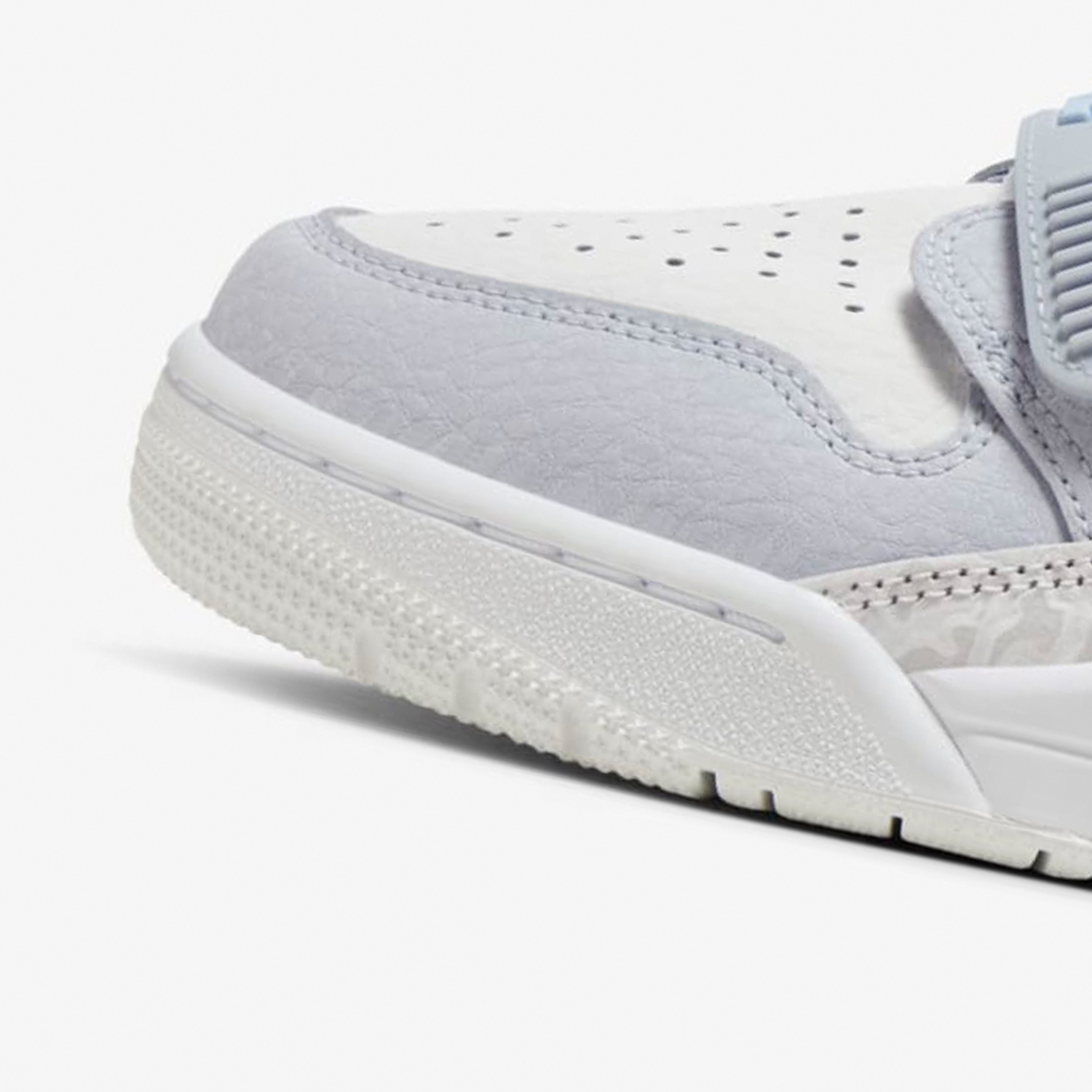 Nike Authentic AIR JORDAN Men' - Men Shoes Jordan recensione e prezzo