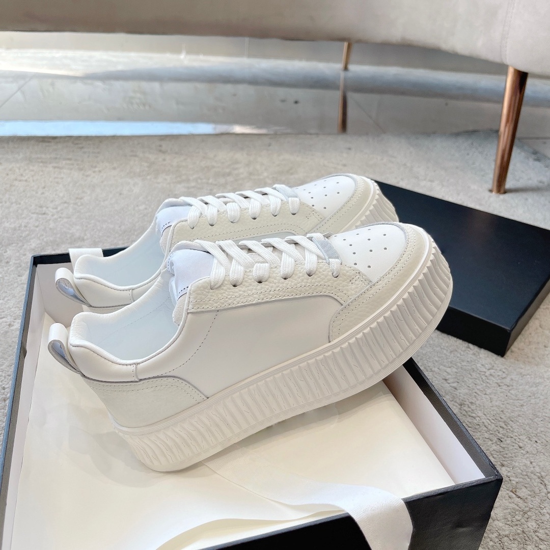 Women's White Platform Sneaker - Casual Sneaker Low recensione e prezzo