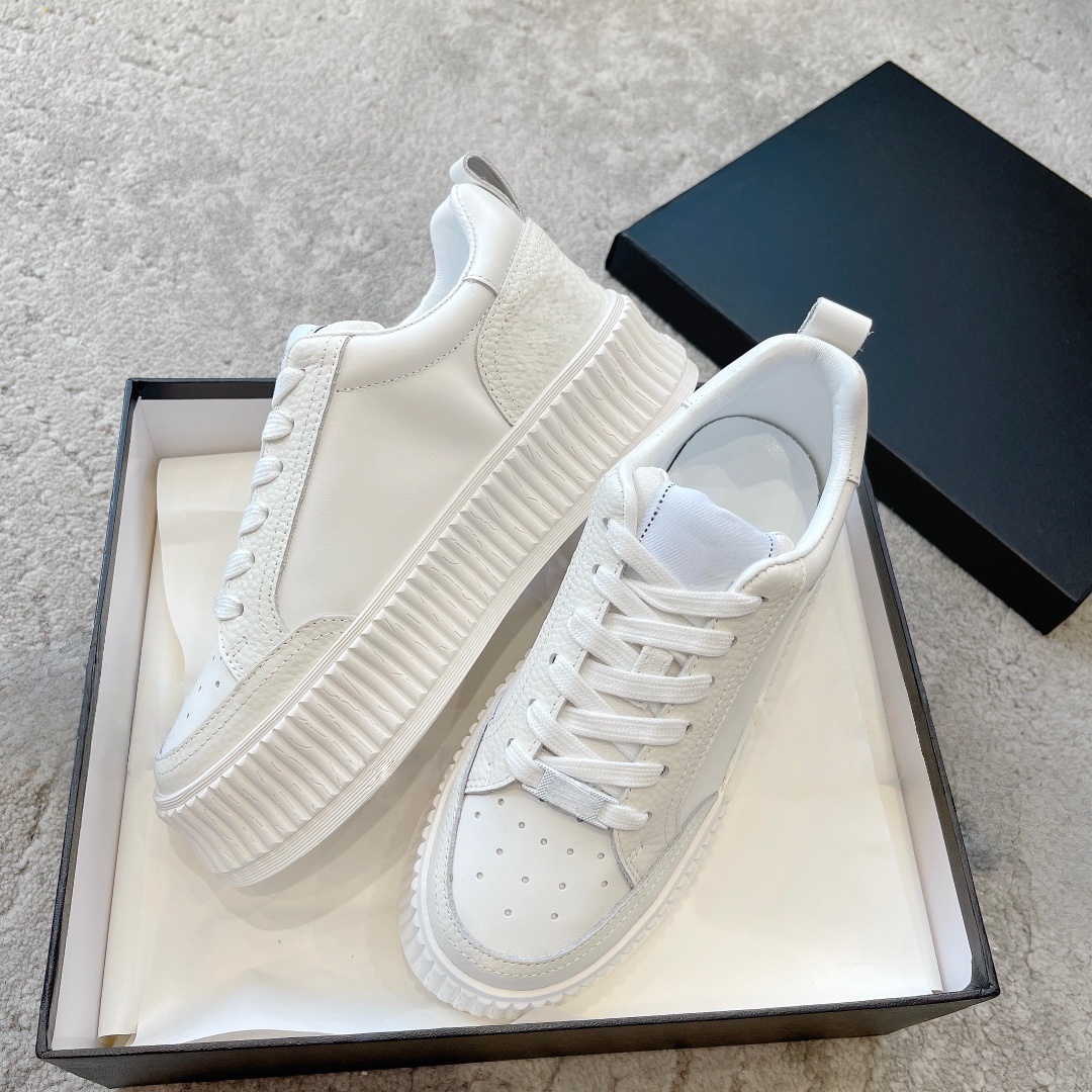 Women's White Platform Sneaker - Casual Sneaker Low recensione e prezzo