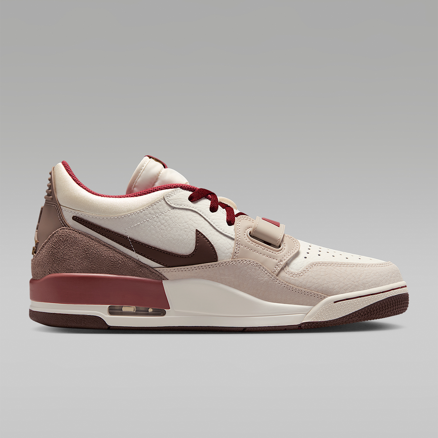 Nike Authentic JORDAN Men's Ai - Men Shoes Jordan recensione e prezzo